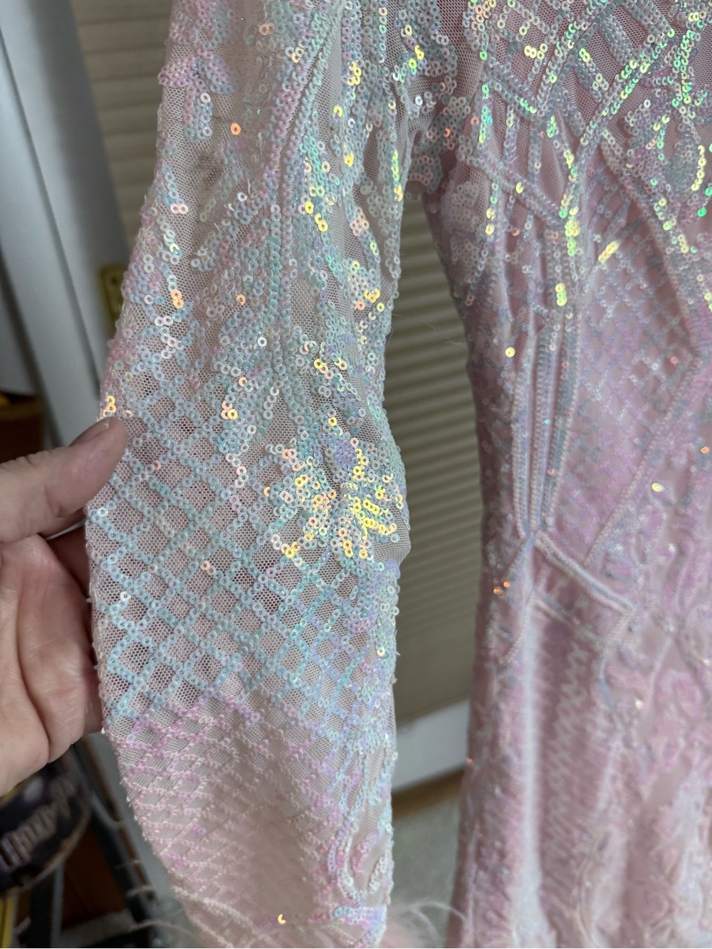 Blondie Nites Iridescent Pink Sequin Mini Dress sz 7 sheer feather cuff sleeves - Picture 5 of 16